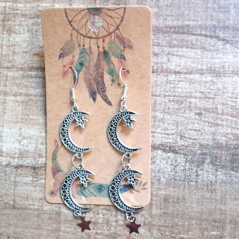 NWT HANDMADE HALF MOON & STARS EARRINGS